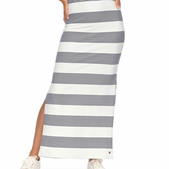 ROXY Beach Dress Maxi Navy Blue/White Striped Size M - Picture 2 of 11